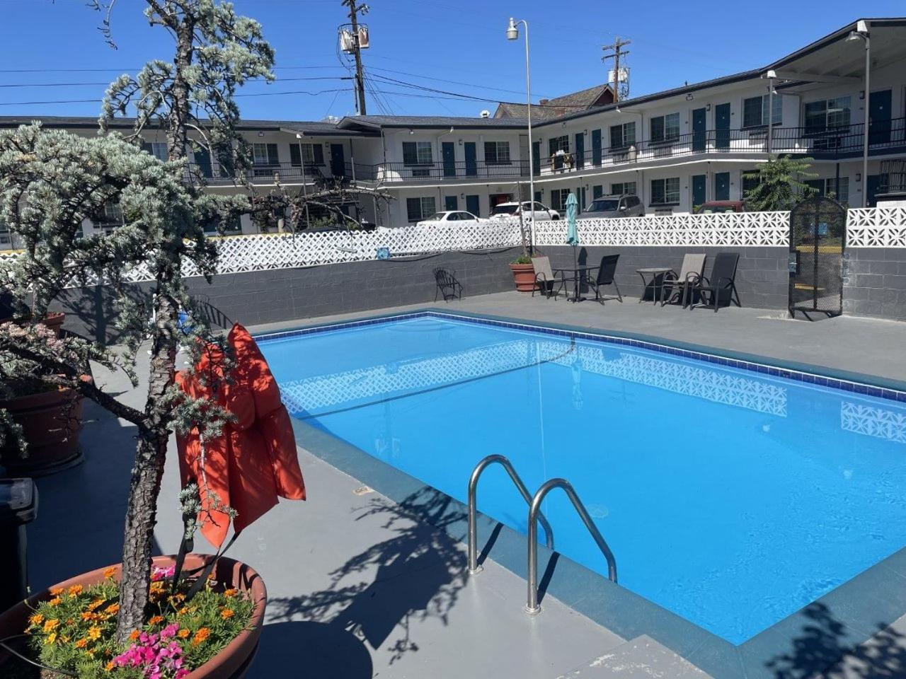 Downtown Inn Wenatchee Exterior photo